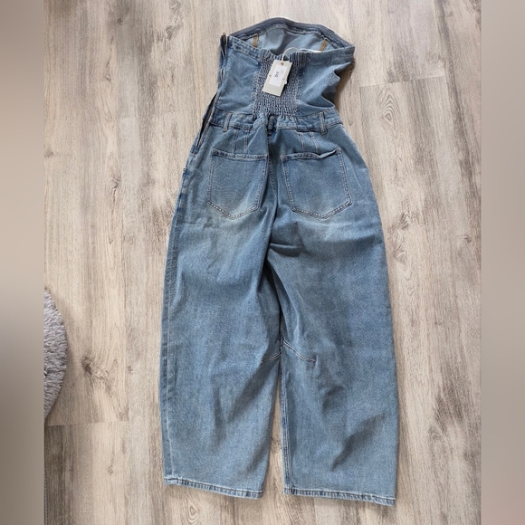 NWT $85  Large Strapless Denim Barrel Leg Jumpsuit ee:some - Picture 8 of 9